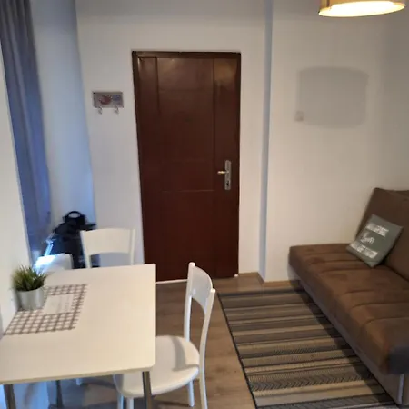 Apartment White 2