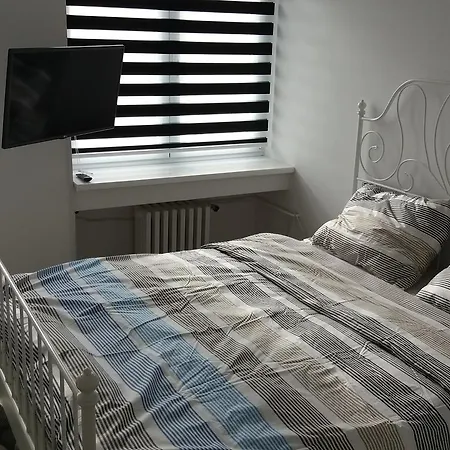White 2 Apartment